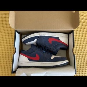 Nike Air Jordan 1 Low SE - Navy and Red Men’s Size 9.5